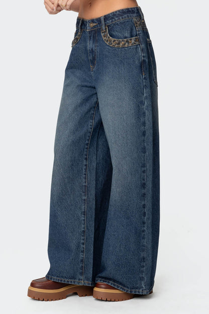 Gwen Leopard Detail Low Rise Baggy Jeans